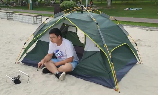 휴대용 해변 캠핑 방수 방풍 야외 텐트